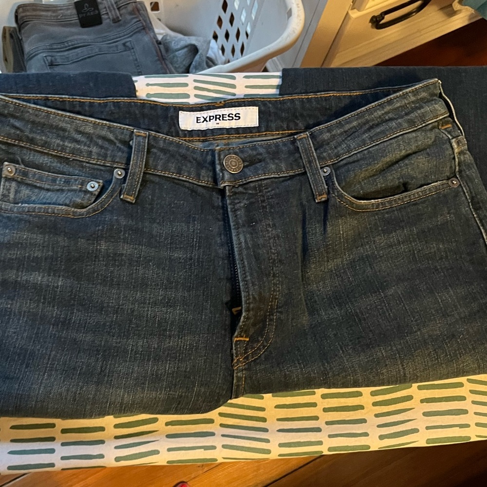 34/34 Express Men’s Jeans